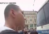 Эпический побег из полицейского автобуса ))