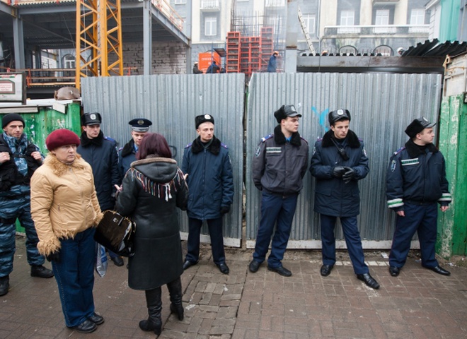 Будівництво на "Театральній"