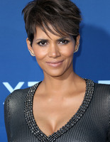 Хеллі Беррі