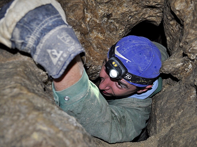Де сховатися від спеки: екскурсії печерою Млинки