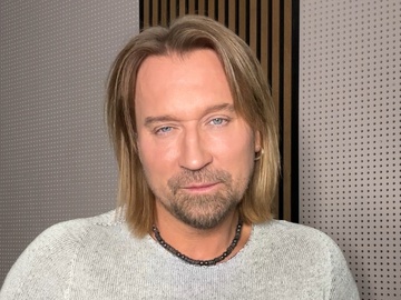 Винник обурився через звістки про себе в ЗМІ й відповів російською