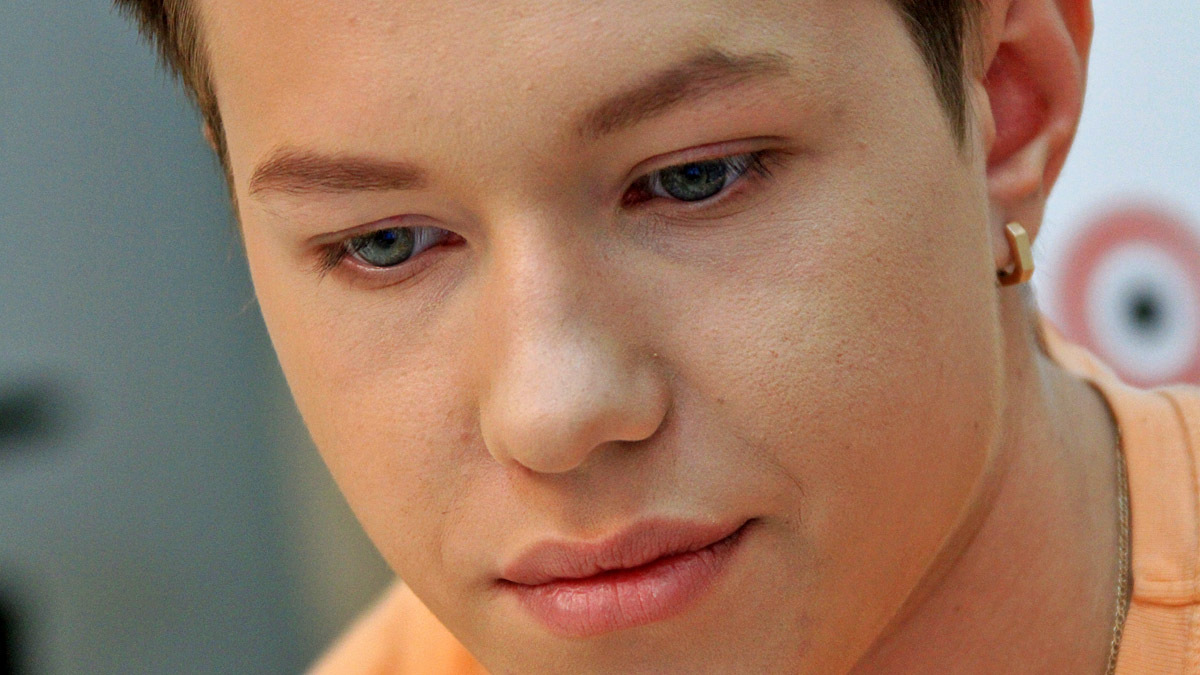 Владислав Курасов