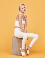 Одежда из пластиковых бутылок Одежда из пластиковых бутылок