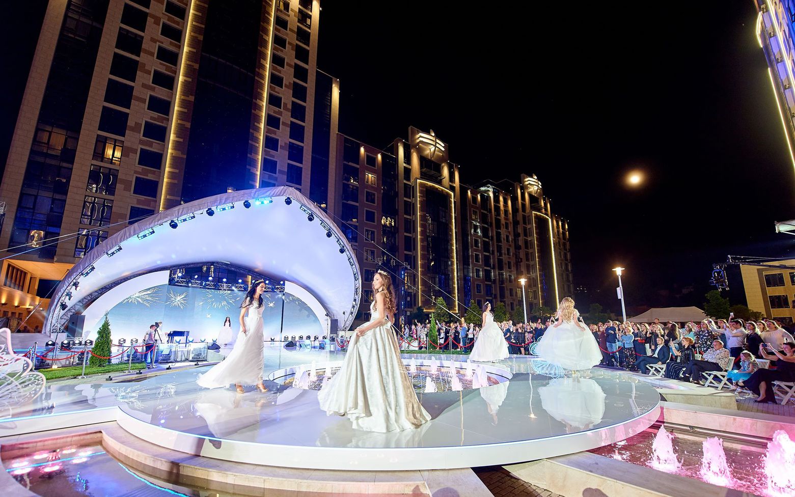 В Киеве прошёл масштабный конкурс "Королева Украины-2019"