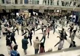 Флеш моб на вокзале. Что бывает после танца