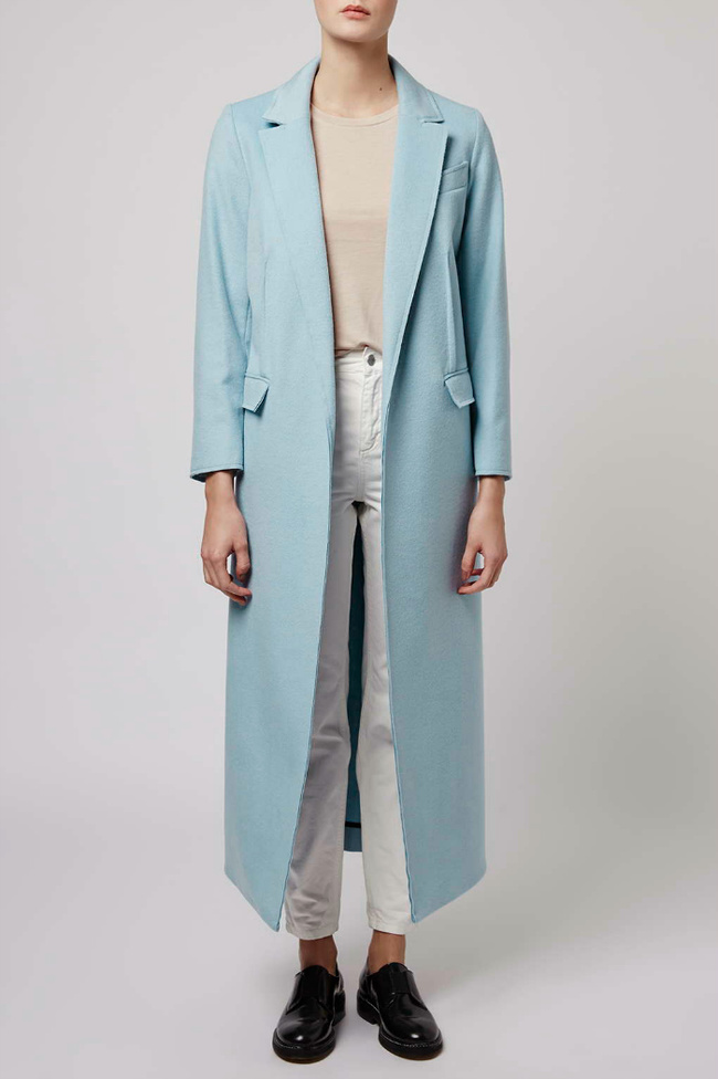 Пальто и шубы в цветах Pantone