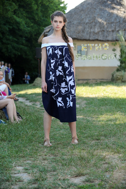 Коллекции Этно-fashion на фестивале «Країна Мрій»: Kostelni