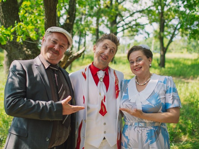 "Будиночок на щастя": стилисты искали образы для сериала в сельском секонд-хенде