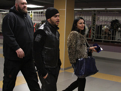 Тимати с леопардовыми кедами