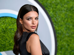 Эмили Ратажковски