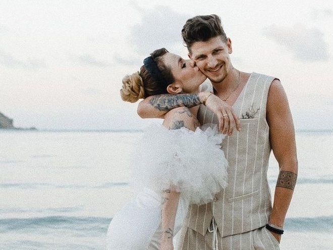 MamaRika відсвяткувала з чоловіком десяту річницю стосунків