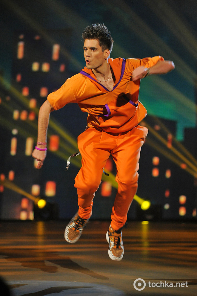 Виталий Новиков