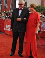 Закрытие ОМКФ, красная дорожка