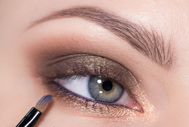 Весняний вечірній макіяж