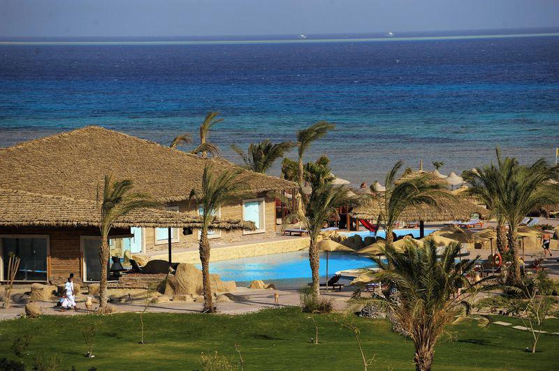 AMWAJ BLUE BEACH RESORT & SPA ABU SOMA 5*
