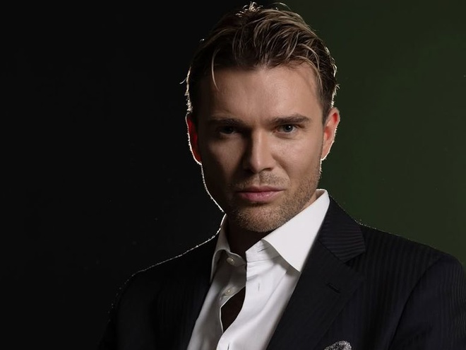 Найскандальніший учасник «Холостяка» Іскорнєв натякнув на народження первістка