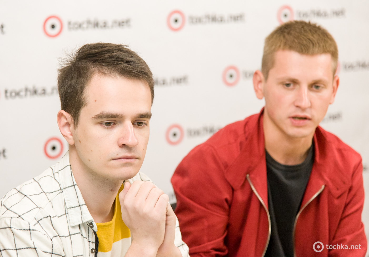 Brunettes Shoot Blondes