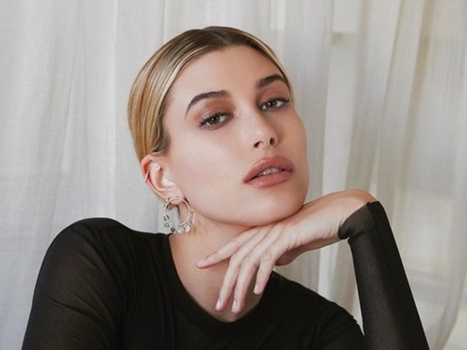 Головний тренд весни 2023 року: показує Хейлі Бібер