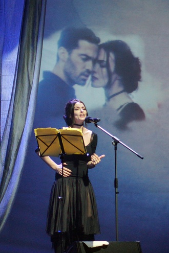 Надія Мейхер презентувала авторський спектакль "Historia de Un Amor"