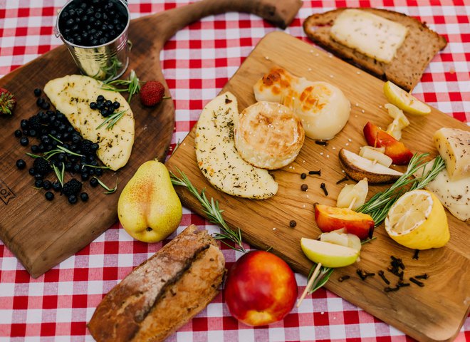Літо, пікнік, гриль: 8 продуктів, без яких не обійтись