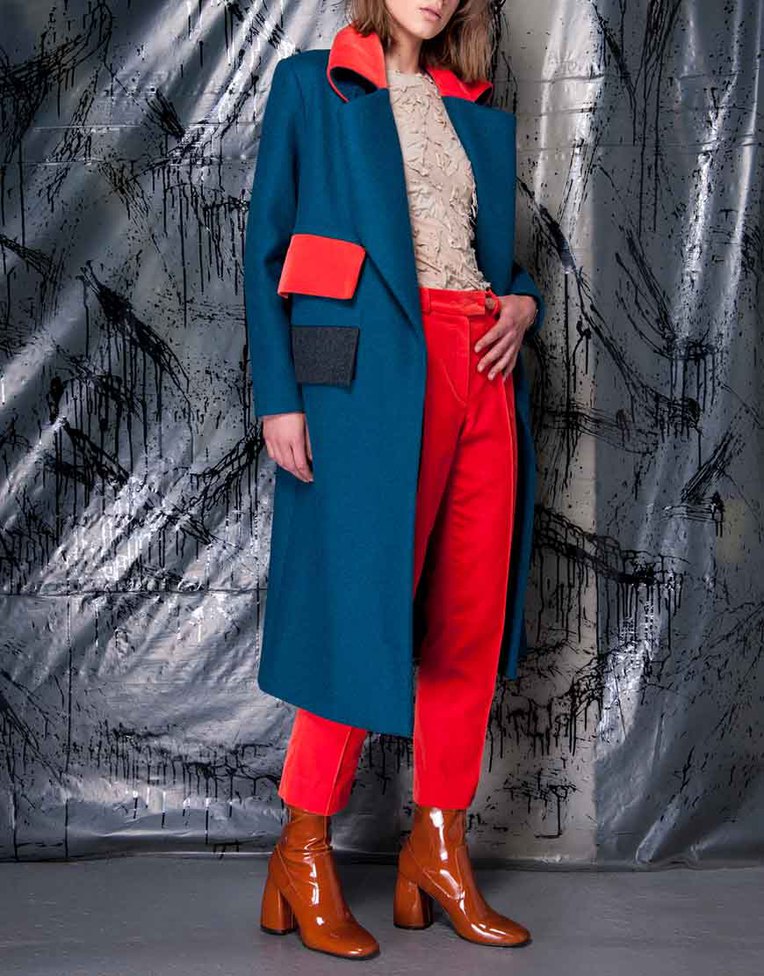 Пальто на осінь 2016: бренд Who is it?