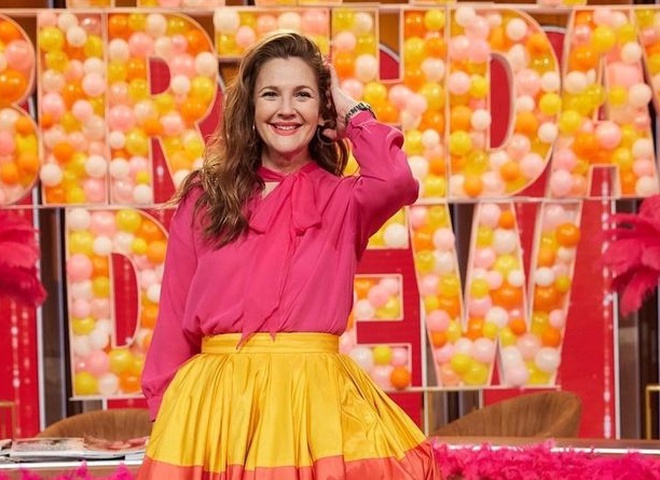 Дрю Беррімор показала, як змінювалася її зовнішність з дитинства та до 48-річчя