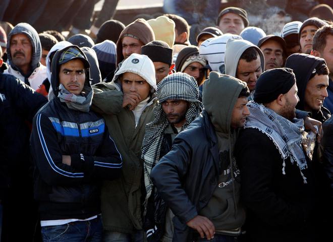 Беженцы из Туниса на Лампедузе