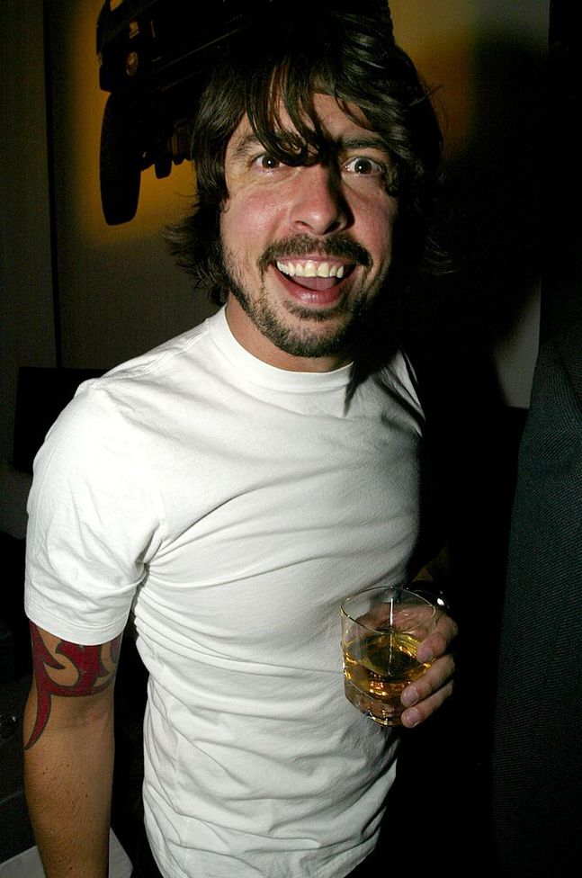 Белая футболка