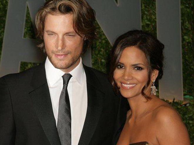 Холли Берри 