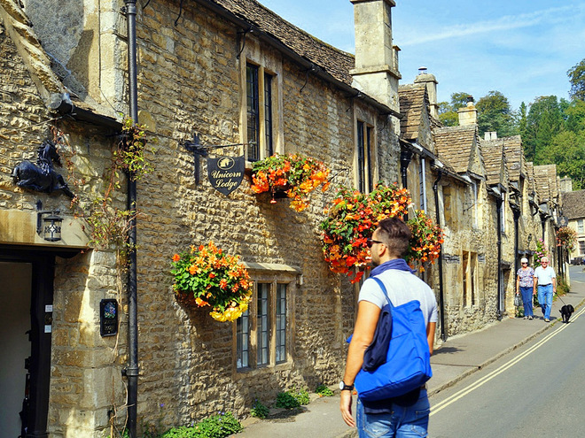 Деревня Castle Combe