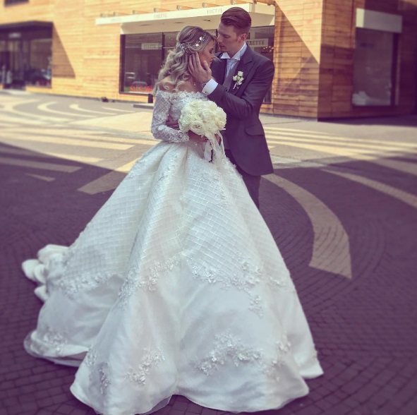 Олена Краснова весільна сукня