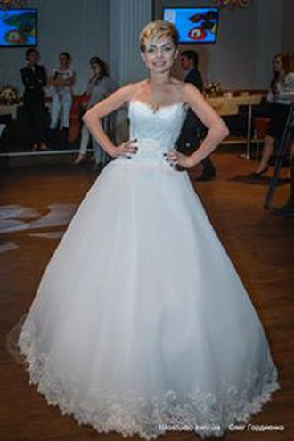 Наталья Гордиенко в свадебном платье