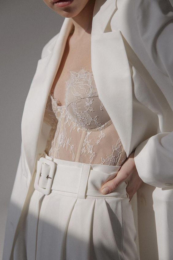 Топи-бюстьє — тренд 2021