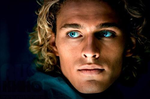 Василий Степанов