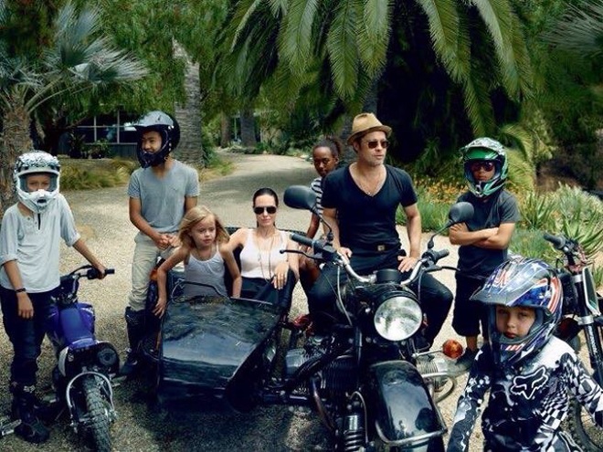 Анджелина Джоли и Бред Питт снялись в новой фотосессии