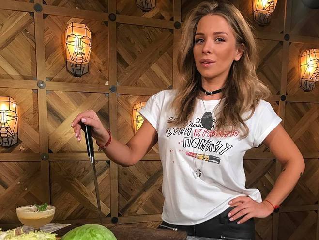 Девушка Блонда