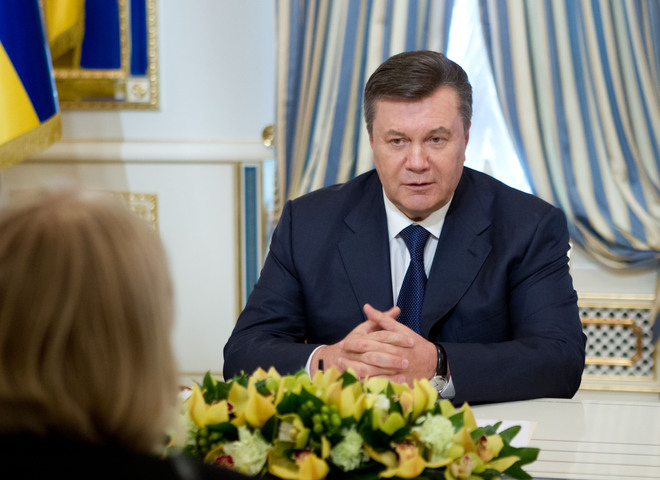 Янукович создал орган для изменения Конституции