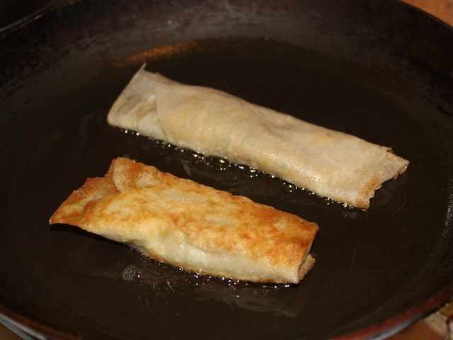 Тунисские чебуреки - брик с картофелем и тунцом