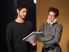 Кристен Стюарт в образе Коко Шанель