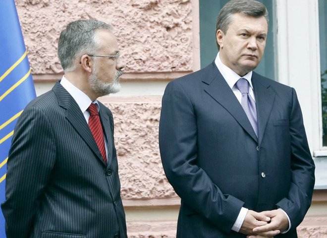 Дмитрий Табачник, Виктор Янукович