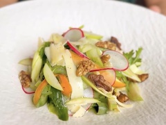 Рецепт сезонного салата от Эктора Хименеса-Браво