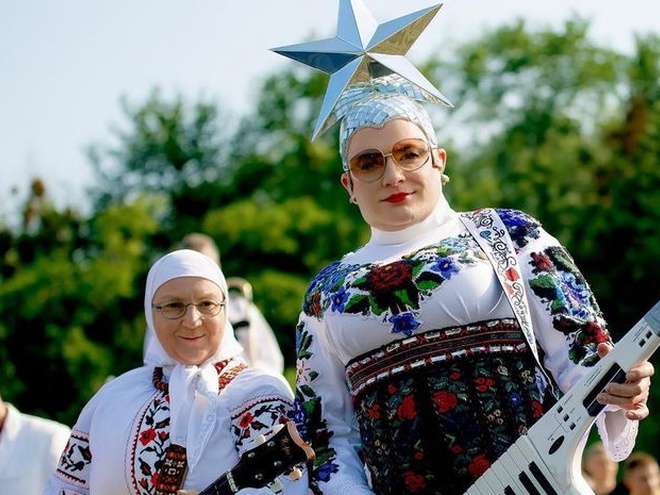 Учасниця «Супермами» розсекретила вартість приватного виступу Вєрки Сердючки