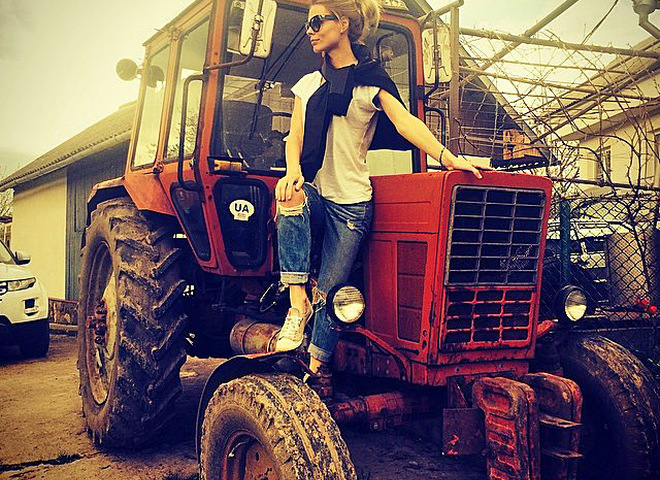 Ольга Фреймут в селе