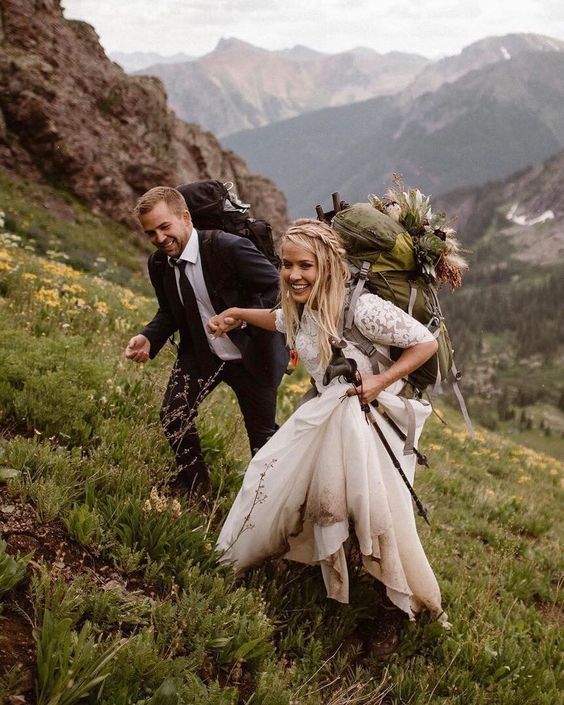 11 свадебных фотографий с необычных церемоний, которые точно не забудут ни молодожены, ни гости
