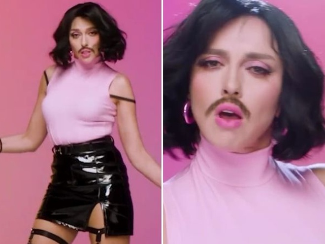 Полякова перетворилася на Мерк'юрі з панчохами на підтяжках