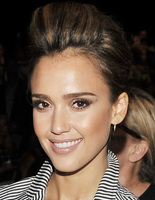 Джессика Альба