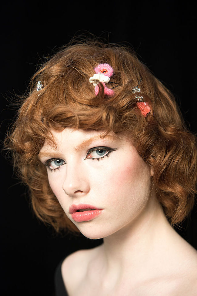 Відтінок бронзи на волоссі