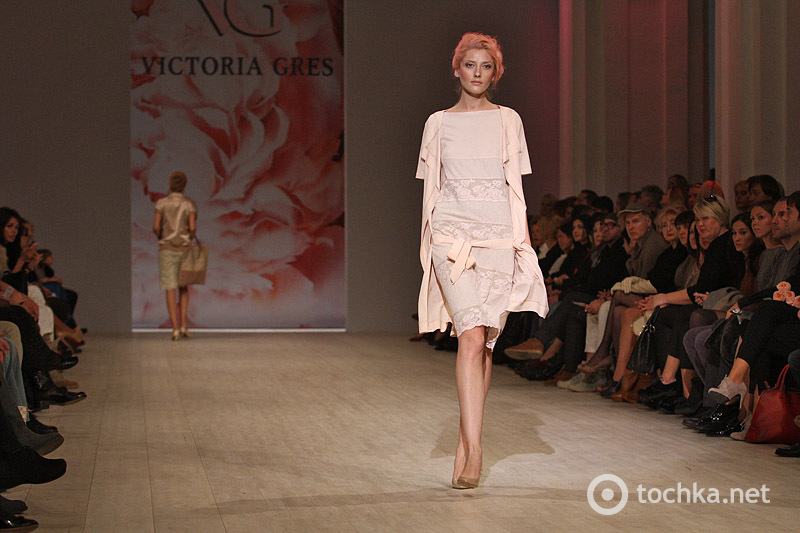 Показ VICTORIA GRES