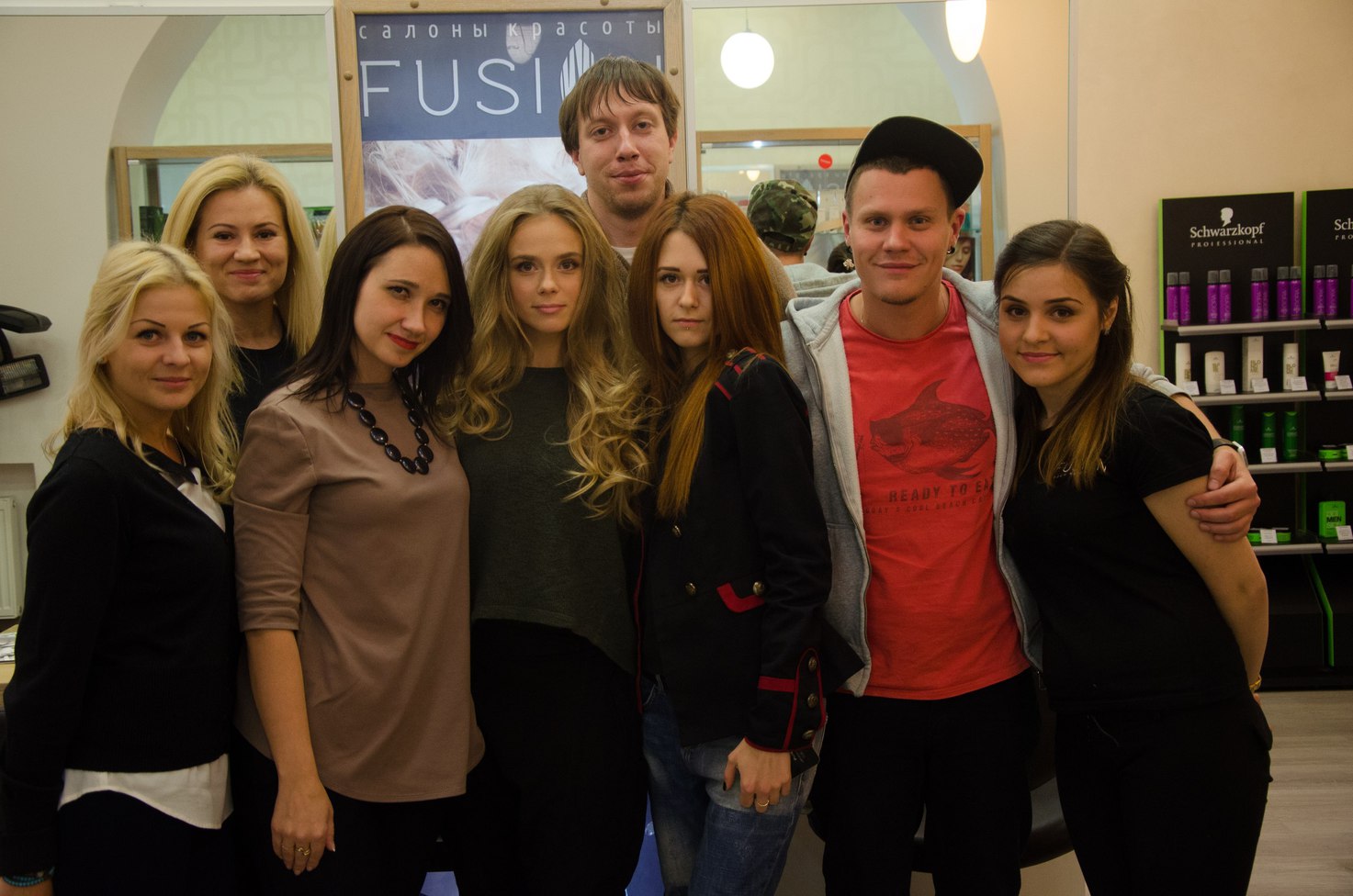 Певица Lavika с командой YOURTREND в проекте для yourtrends.com.ua