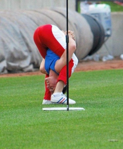 Мистер гибкость